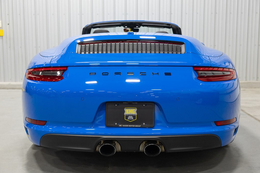 2019 Porsche 911 Image 4