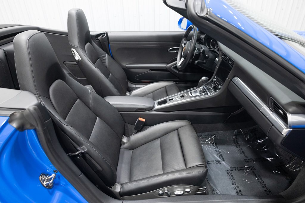 2019 Porsche 911 Image 14