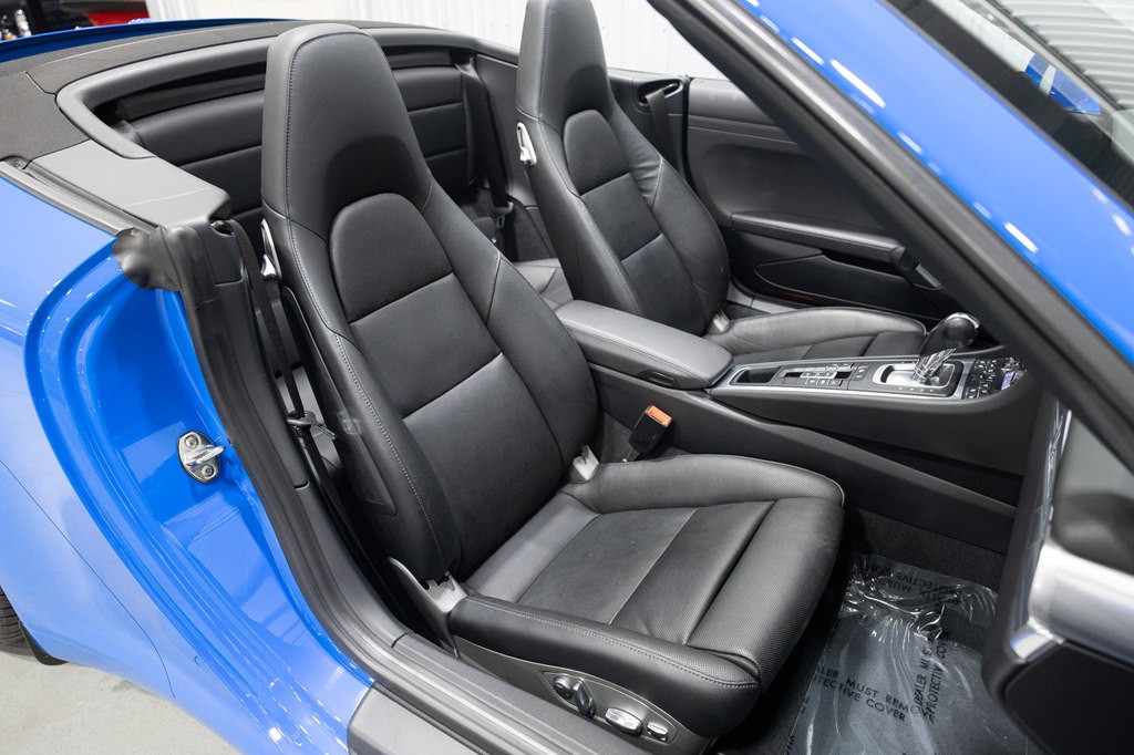 2019 Porsche 911 Image 15