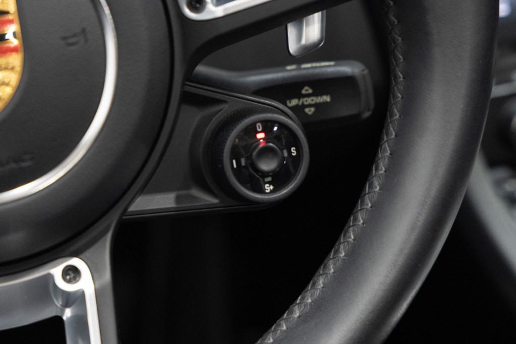 2019 Porsche 911 Image 23