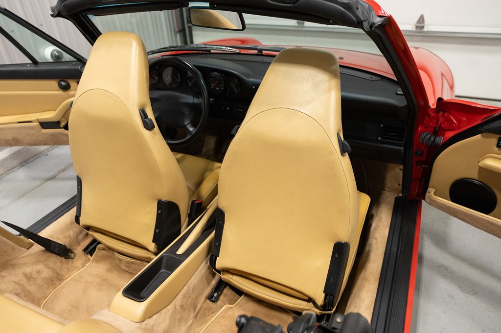 1997 Porsche 911 Image 31