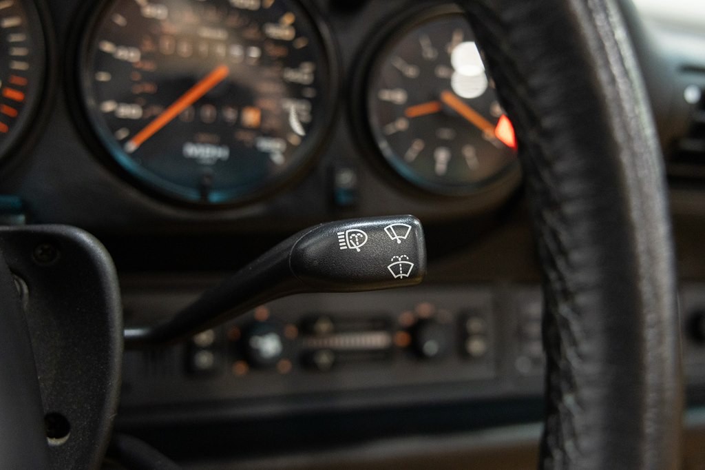1997 Porsche 911 Image 38