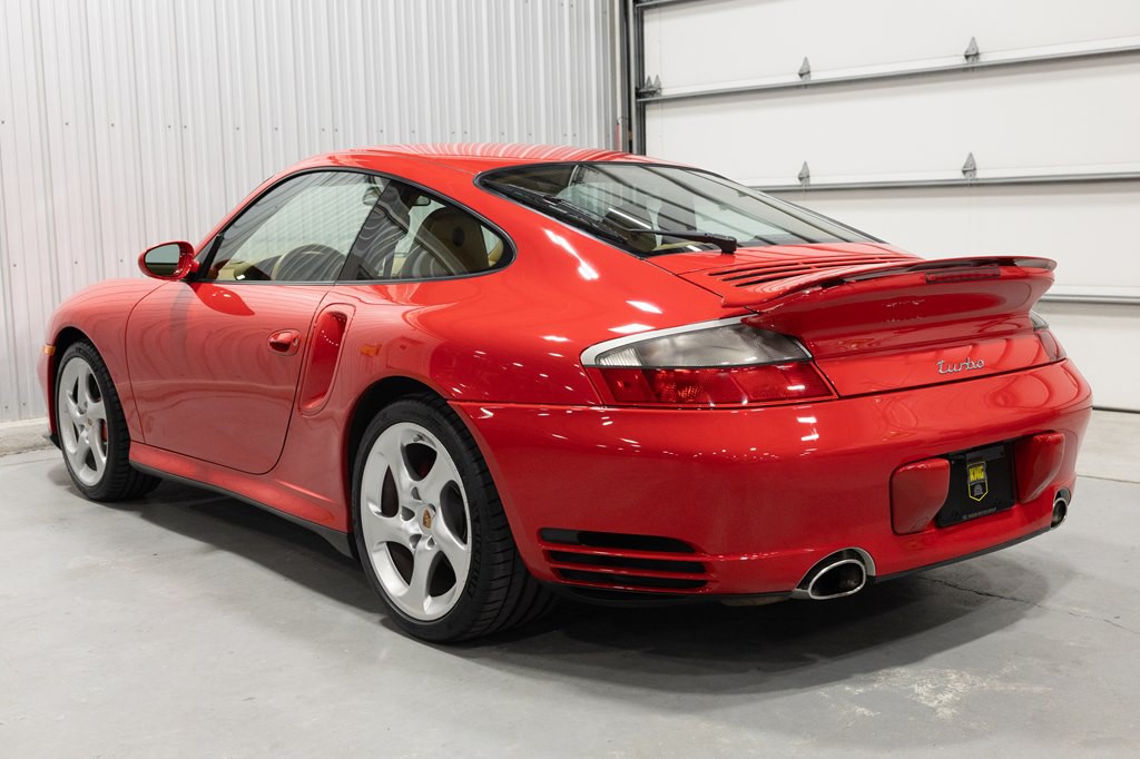 2001 Porsche 911 Image 4