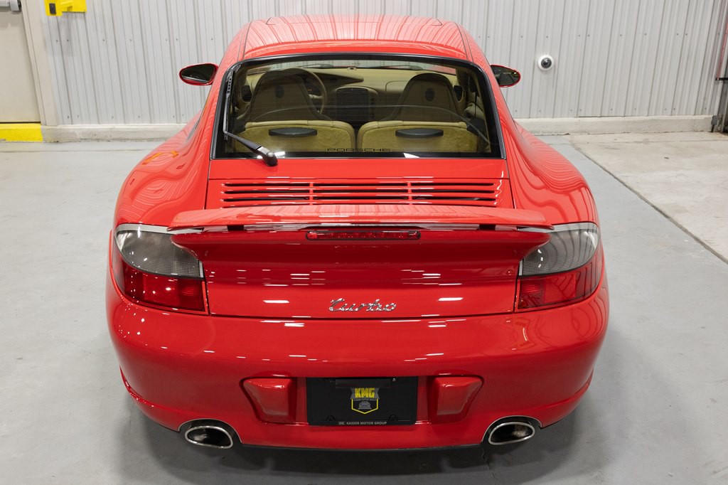 2001 Porsche 911 Image 7