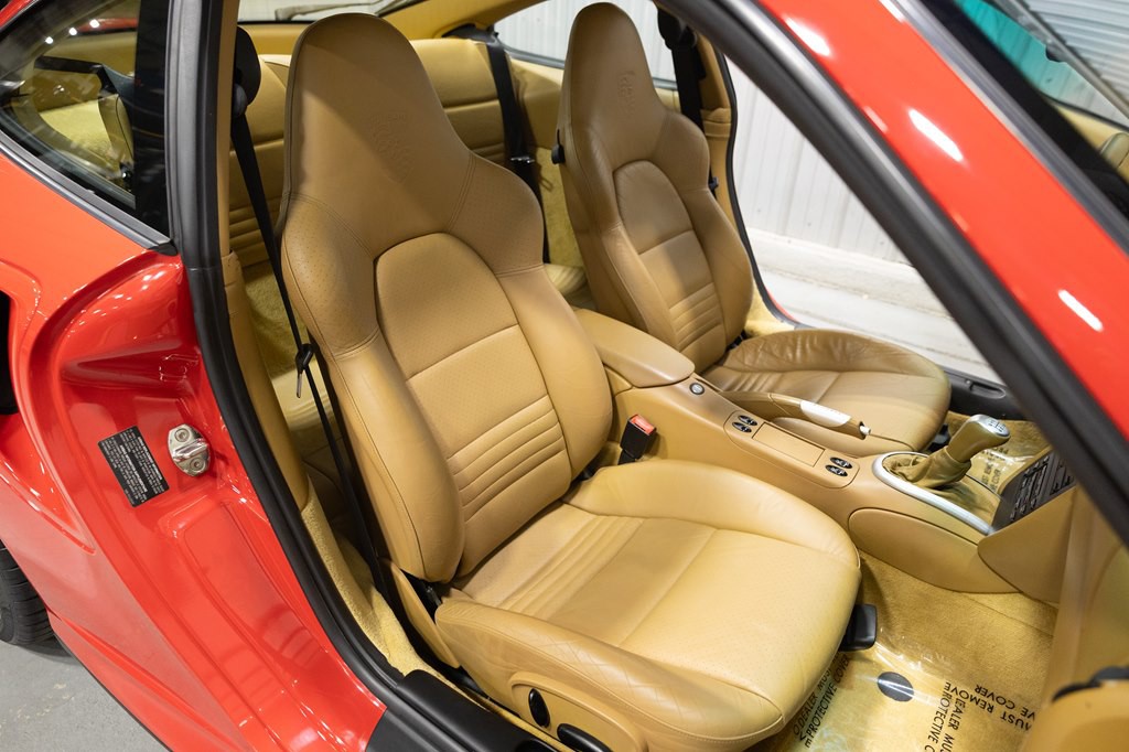 2001 Porsche 911 Image 20