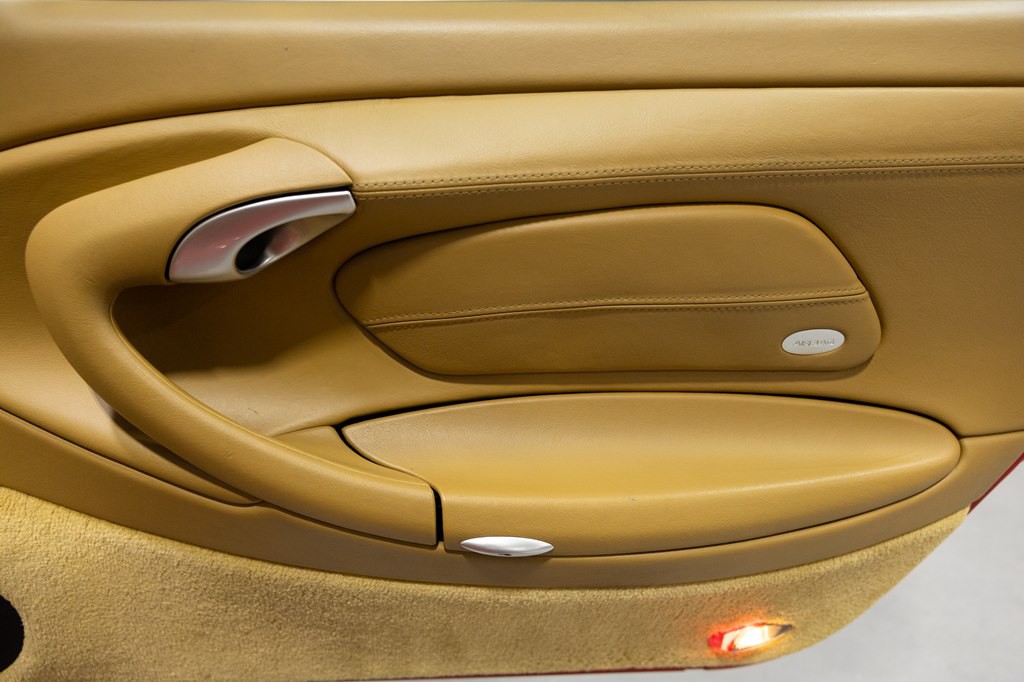 2001 Porsche 911 Image 29