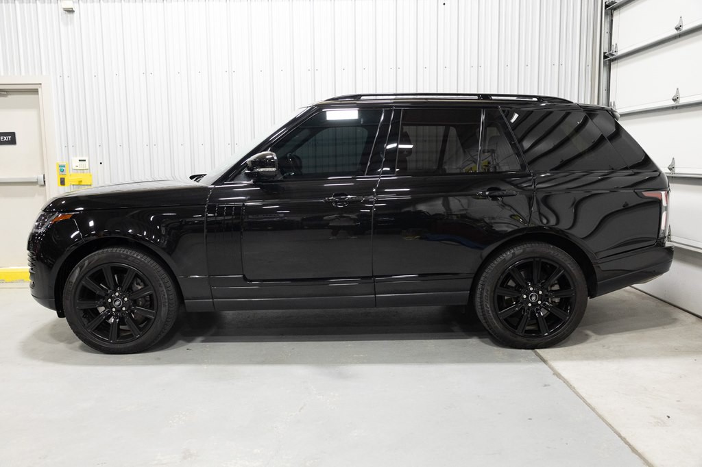 2021 Land Rover Range Rover Image 3