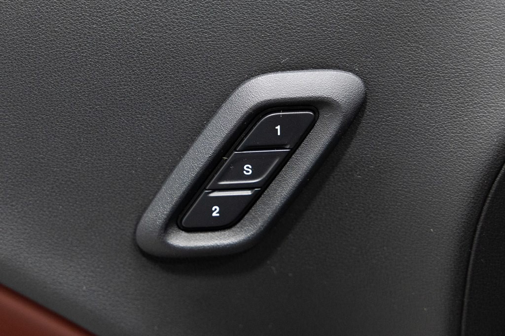 2021 Dodge Challenger Image 20