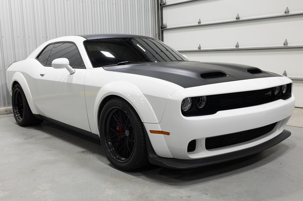 2021 Dodge Challenger Image 24