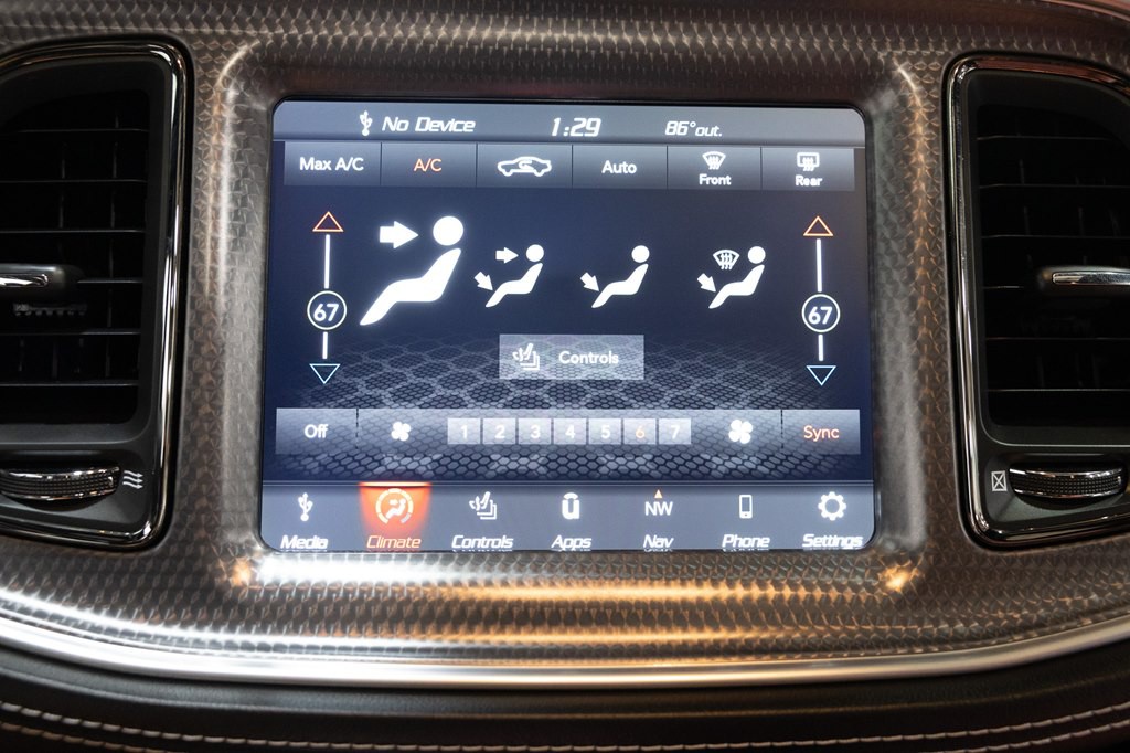 2021 Dodge Challenger Image 38