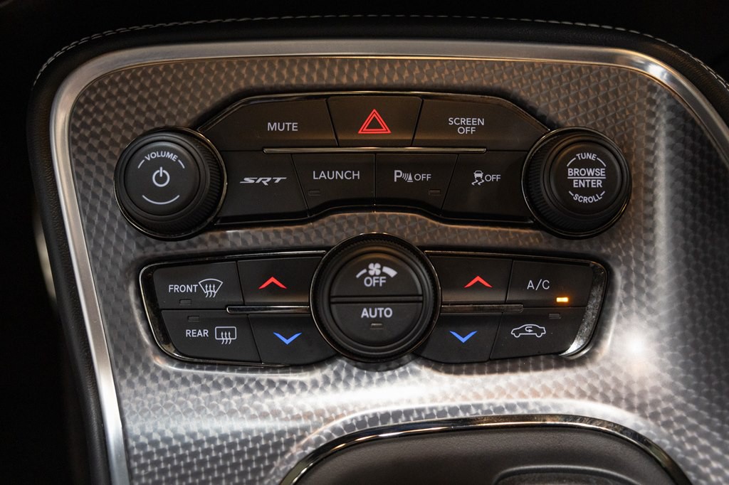2021 Dodge Challenger Image 46