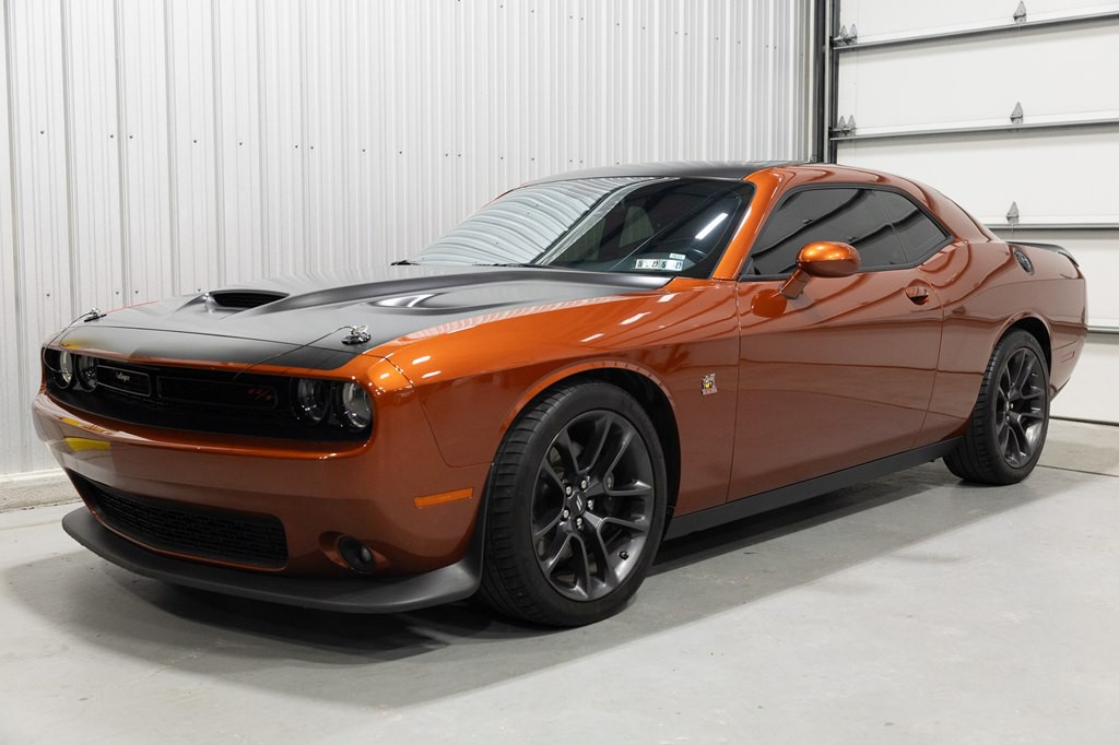 2020 Dodge Challenger Image 2