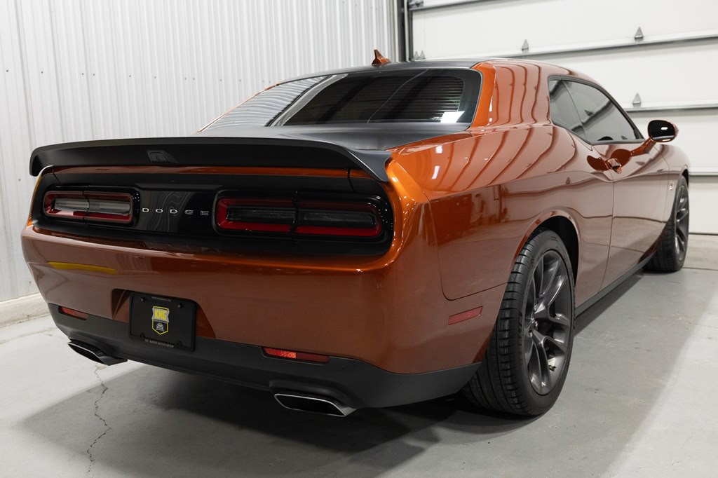 2020 Dodge Challenger Image 9