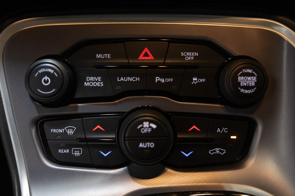 2020 Dodge Challenger Image 31