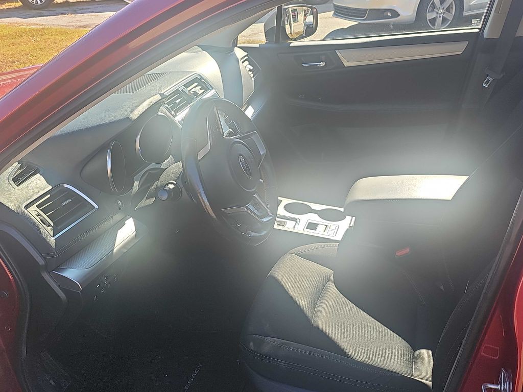 2019 Subaru Legacy Image 10