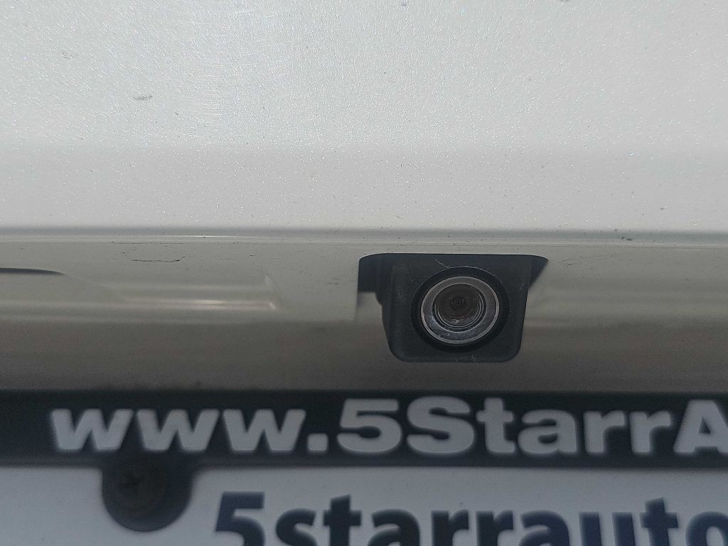 2015 Subaru Legacy Image 35