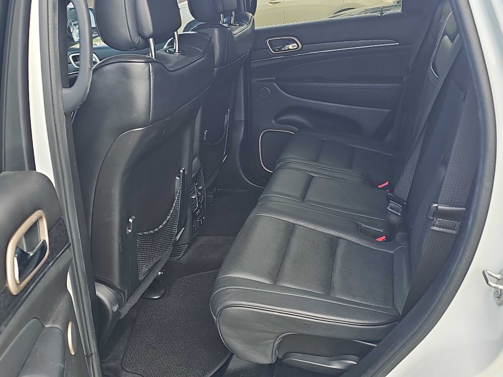 2017 Jeep Grand Cherokee Image 19