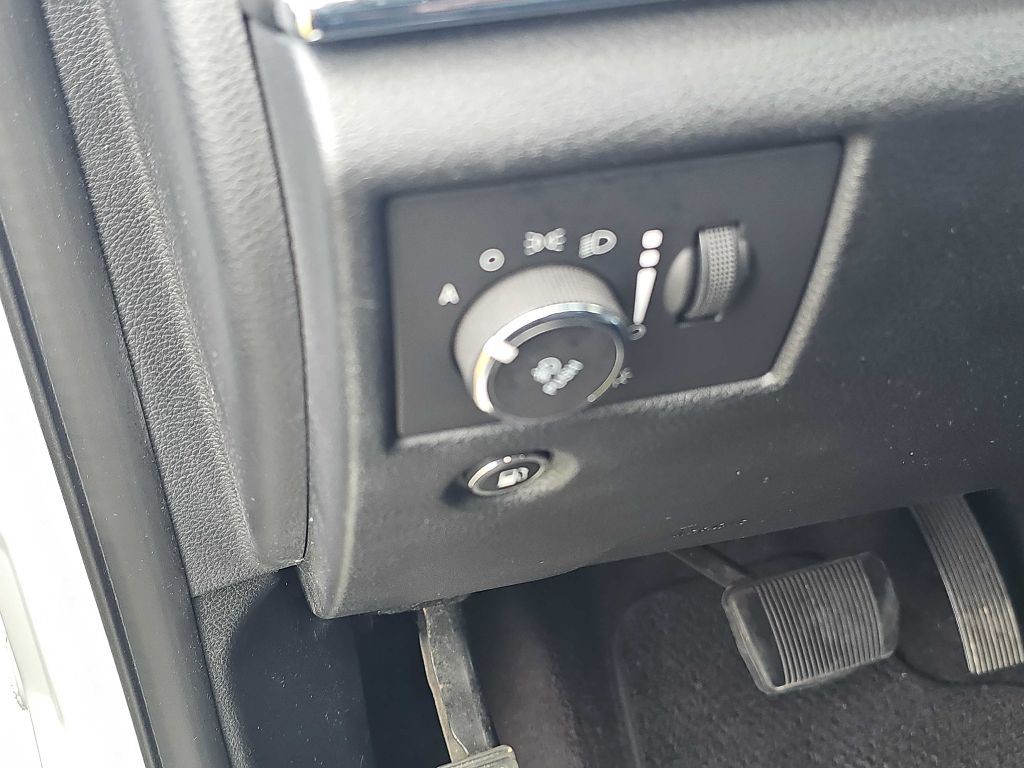 2017 Jeep Grand Cherokee Image 31