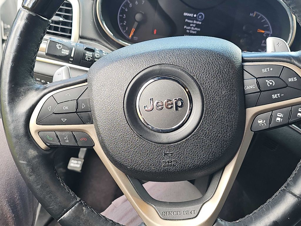 2017 Jeep Grand Cherokee Image 32