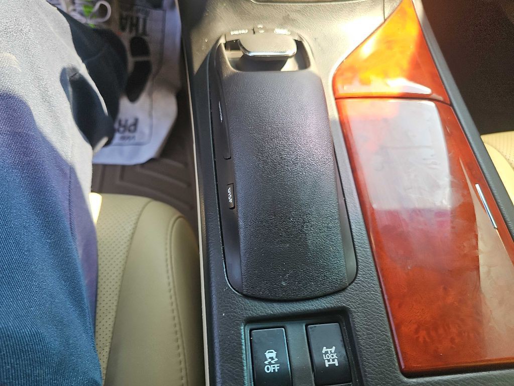 2010 Lexus RX Image 37