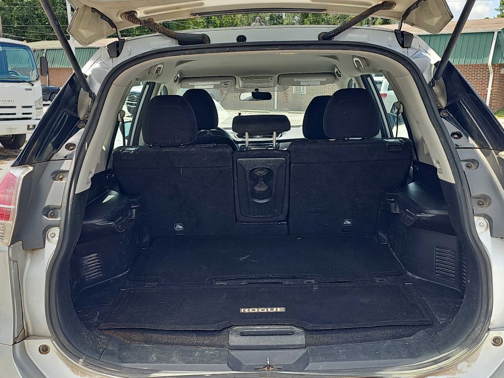 2016 Nissan Rogue Image 23