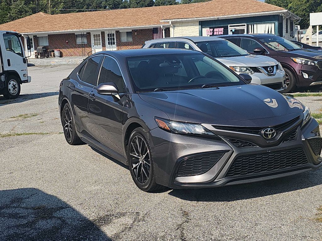 2021 Toyota Camry Image 4