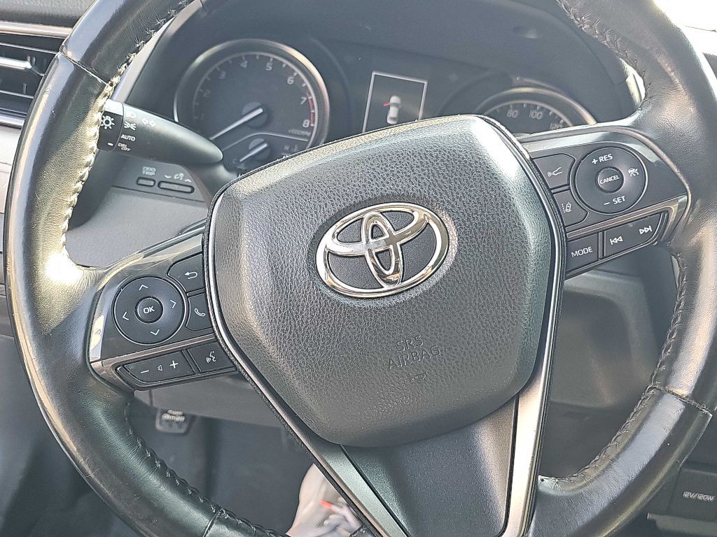 2021 Toyota Camry Image 32