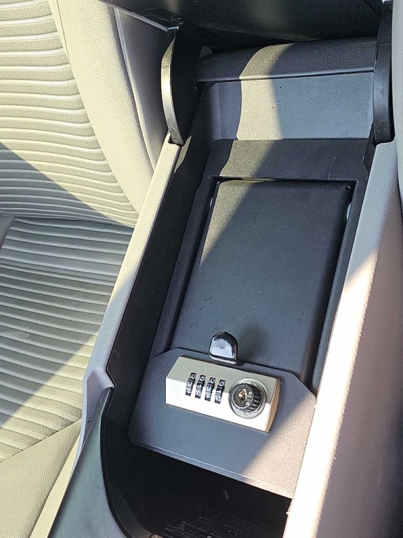 2021 Toyota Camry Image 37