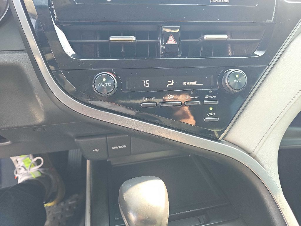2021 Toyota Camry Image 43