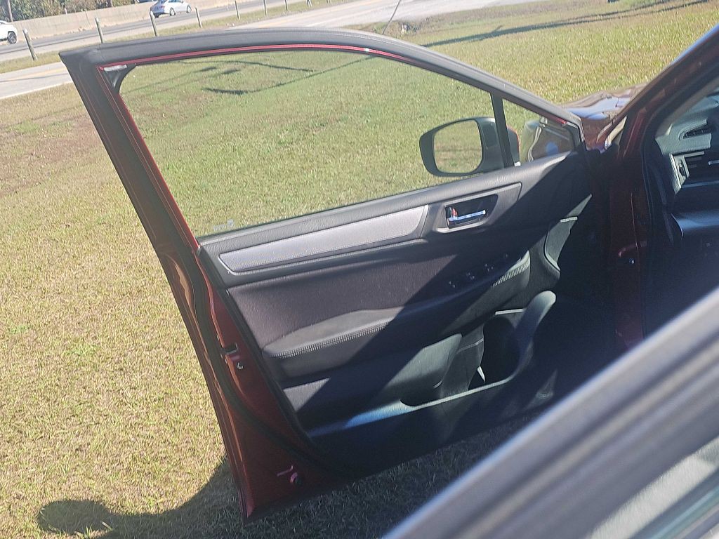 2019 Subaru Legacy Image 18