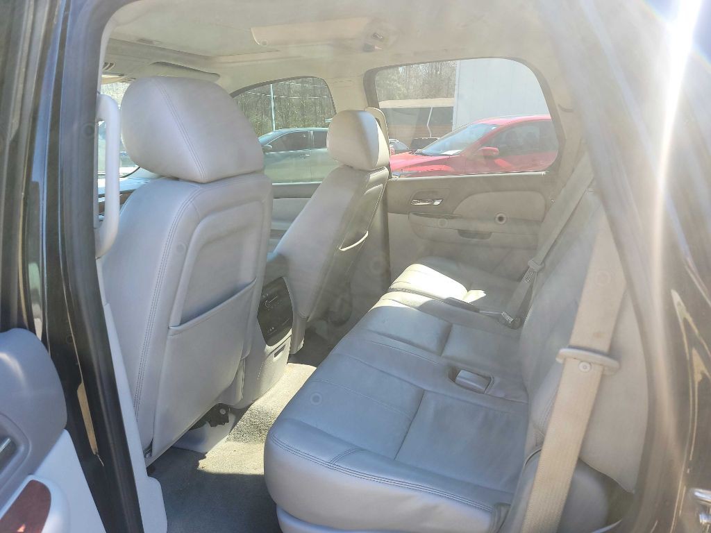 2012 Chevrolet Tahoe Image 10