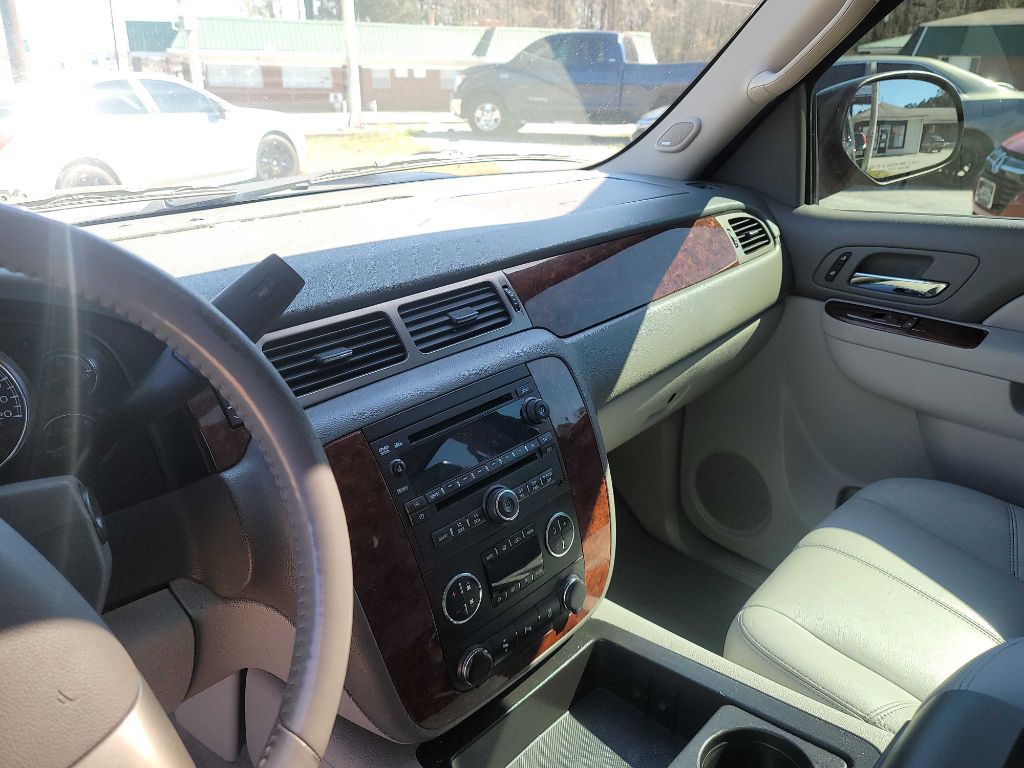 2012 Chevrolet Tahoe Image 18