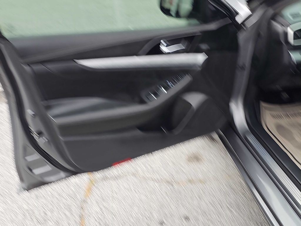 2016 Nissan Maxima Image 17