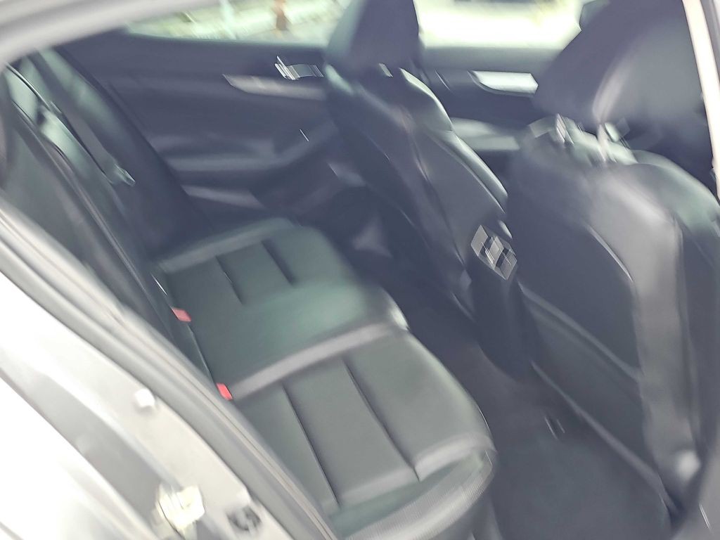 2016 Nissan Maxima Image 20