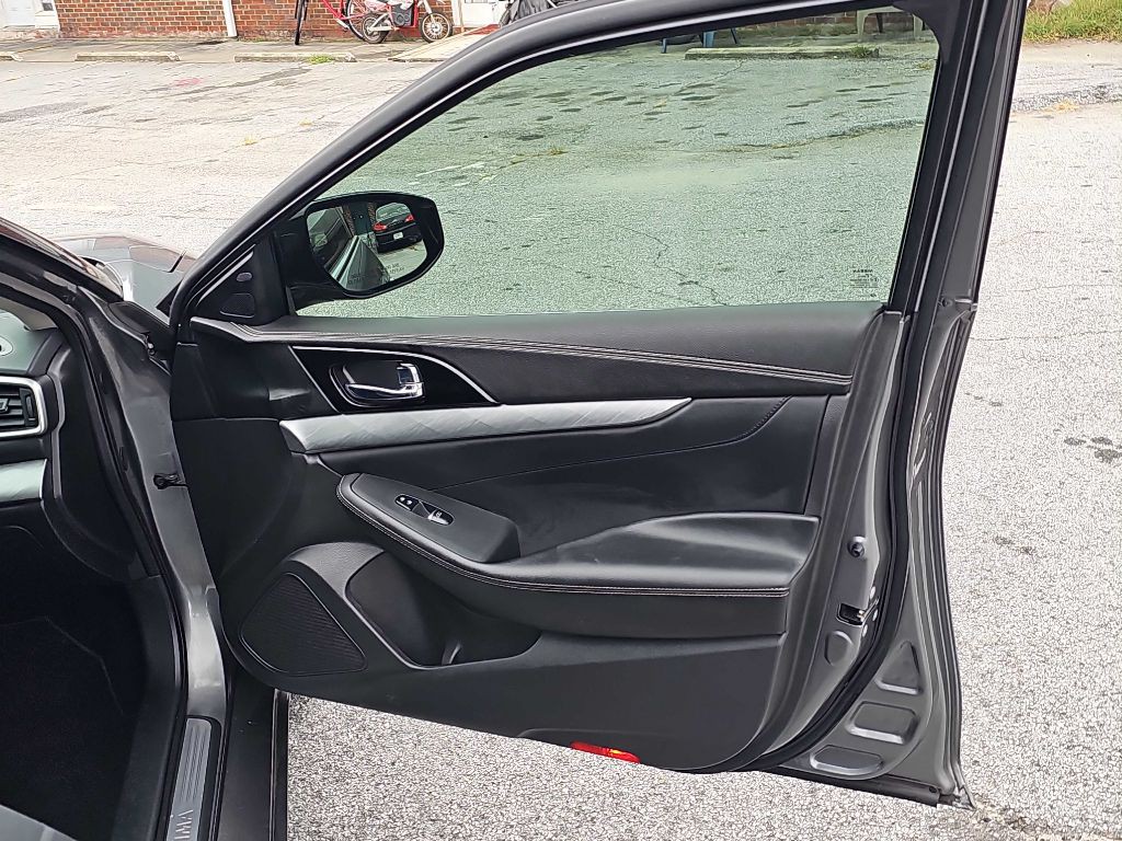 2016 Nissan Maxima Image 23