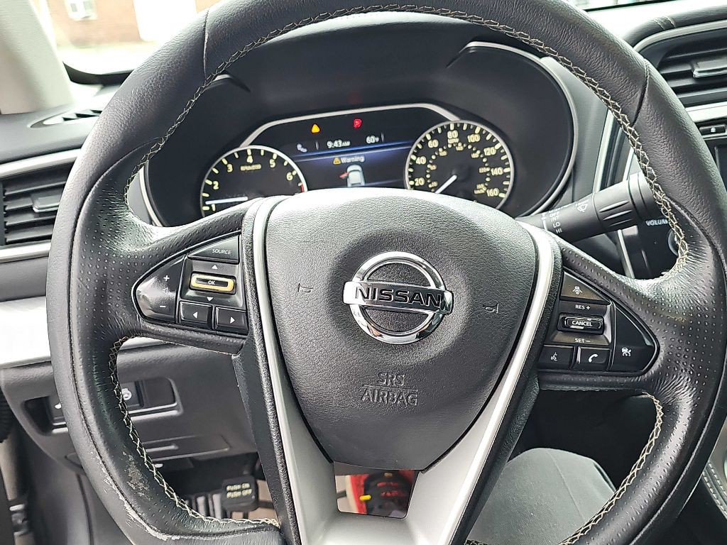 2016 Nissan Maxima Image 28