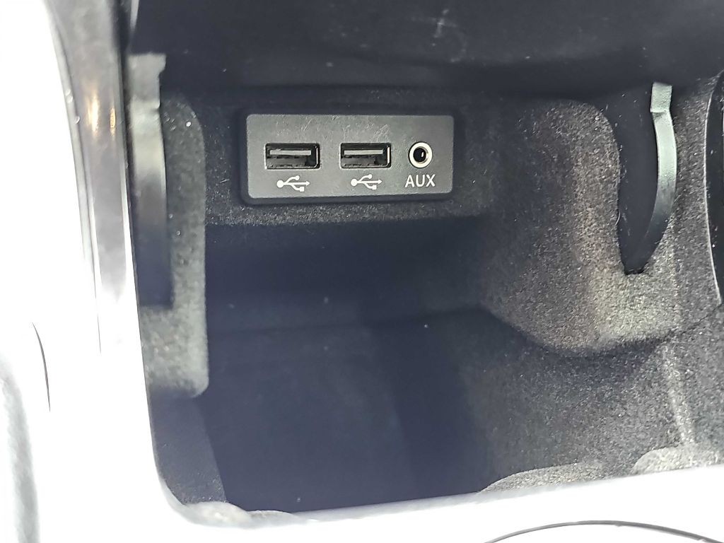 2016 Nissan Maxima Image 32