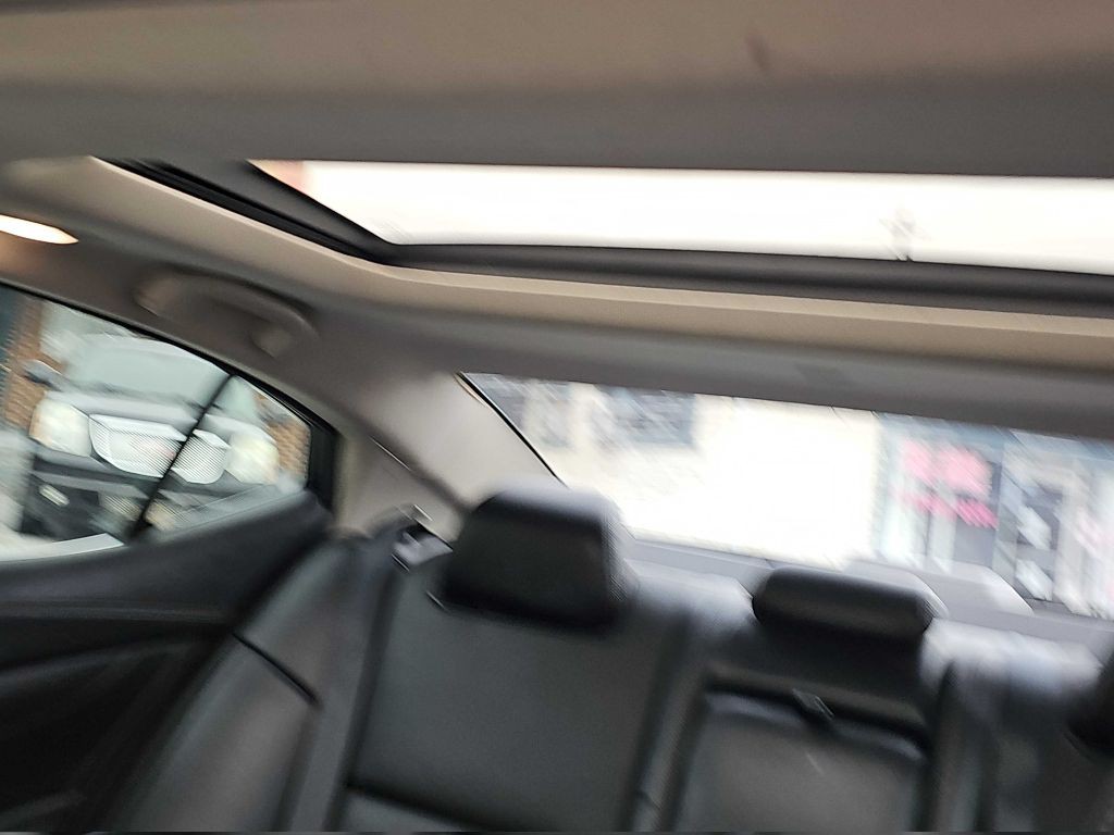 2016 Nissan Maxima Image 34