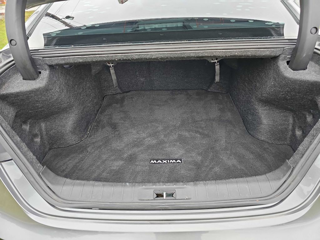 2016 Nissan Maxima Image 40