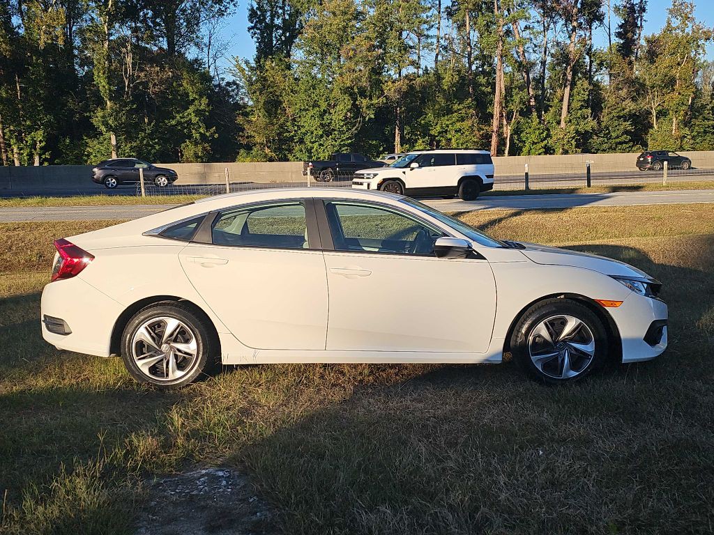 2017 Honda Civic Image 3