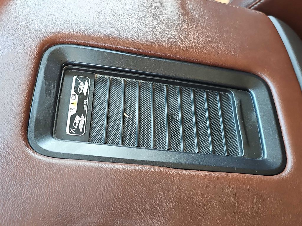 2016 Chevrolet Tahoe Image 40