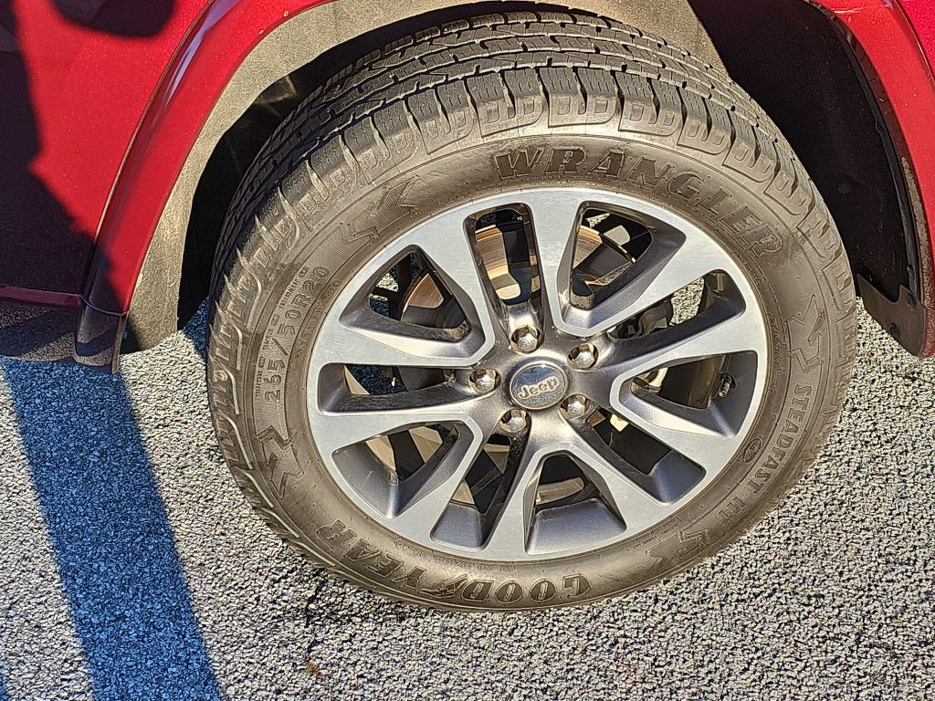 2017 Jeep Grand Cherokee Image 11