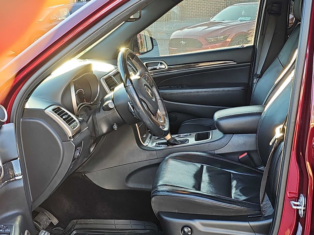 2017 Jeep Grand Cherokee Image 17