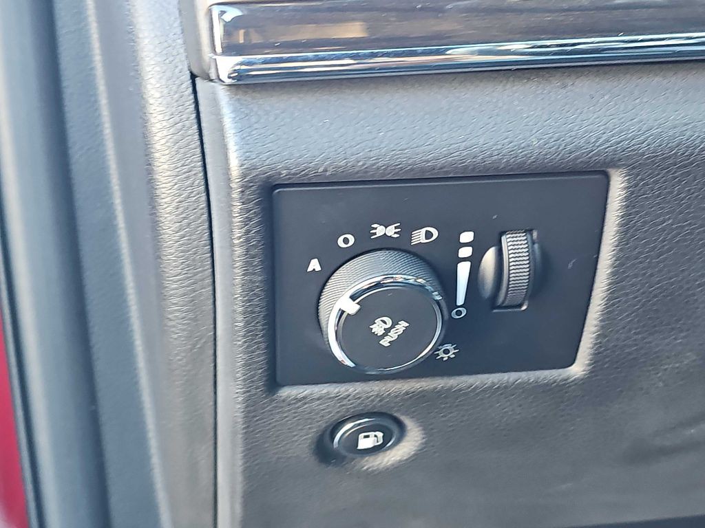 2017 Jeep Grand Cherokee Image 40