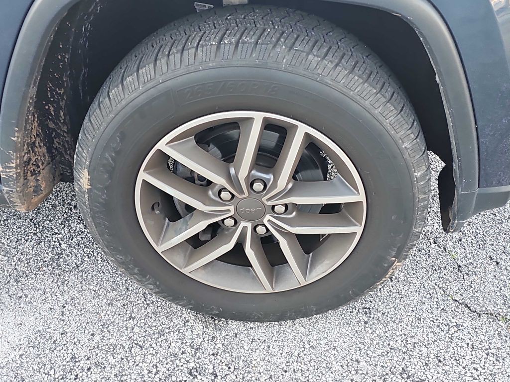 2020 Jeep Grand Cherokee Image 9