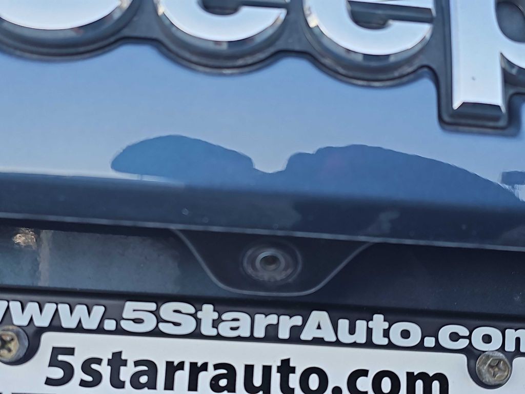 2020 Jeep Grand Cherokee Image 10