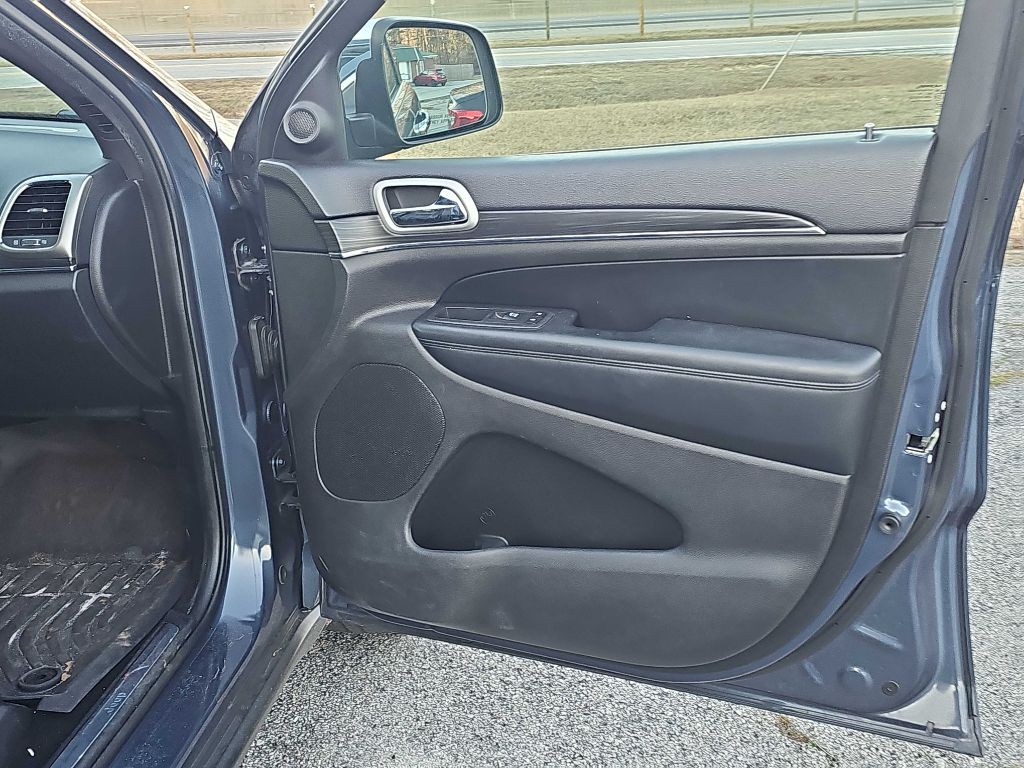 2020 Jeep Grand Cherokee Image 28