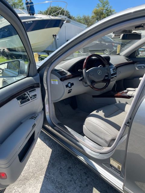 2013 Mercedes-Benz S-Class Image 8