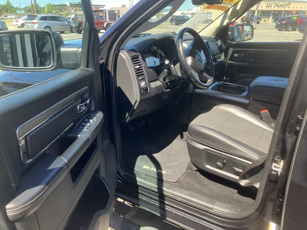 2018 RAM 1500 Image 4