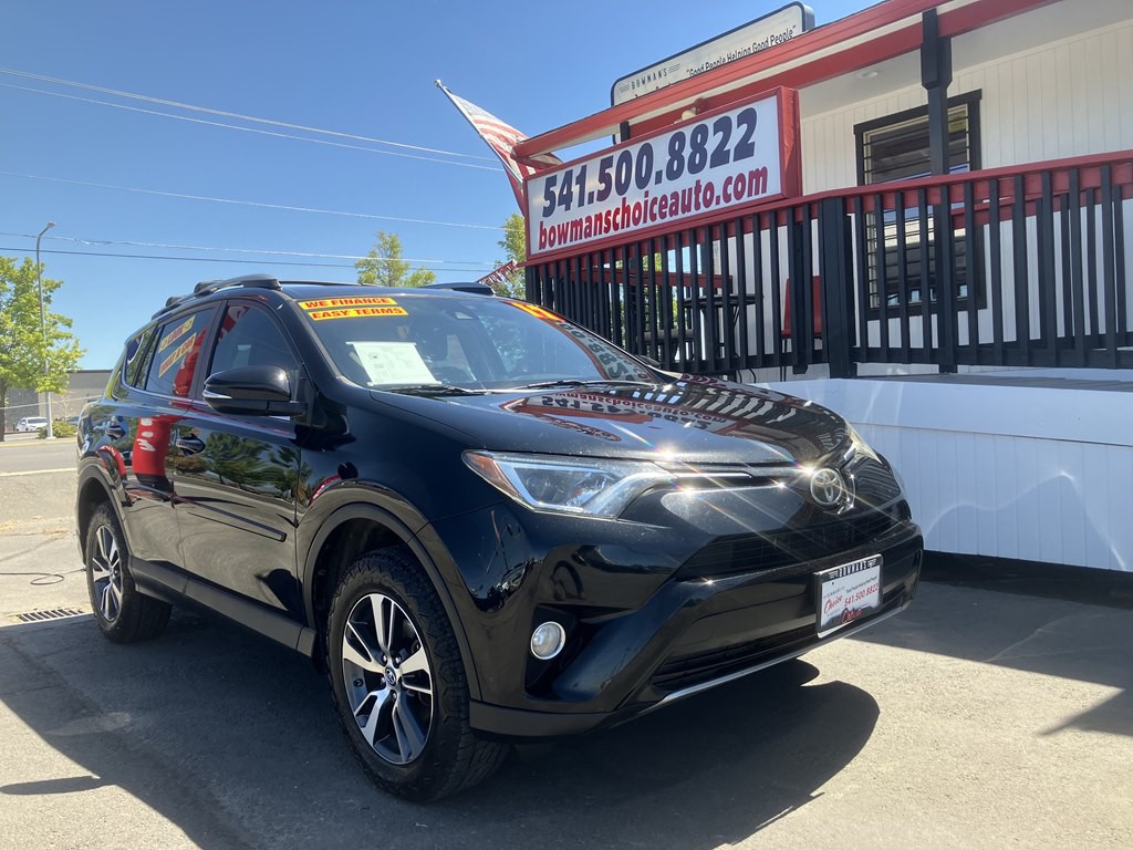 2017 Toyota Rav4 Image 1